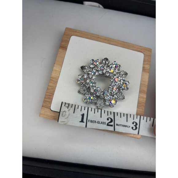 Vintage Aurora Borealis Rhinestone Flower Brooch Silver-Tone 2" Diameter - Picture 4 of 8